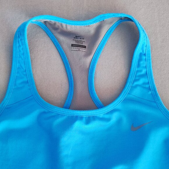 Nike Dri-Fit sports wear power back top women's size 1X blue, in-built bra - Picture 2 of 11